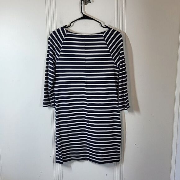 Gap Dress    - Picture 2 of 9